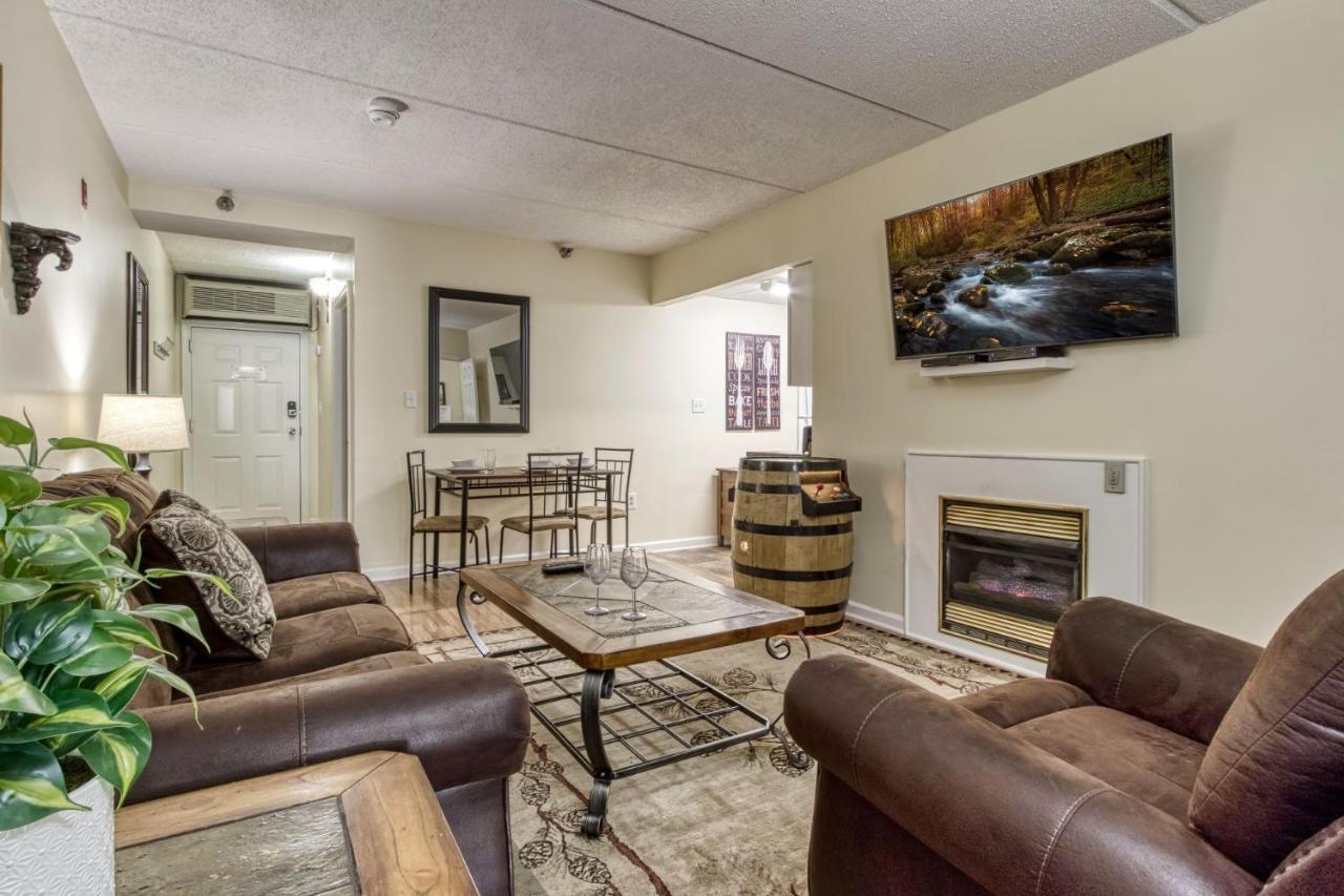 Gatlinburg Towers Condo Unit 501 - Great Location! Close To Town! Condo Екстер'єр фото